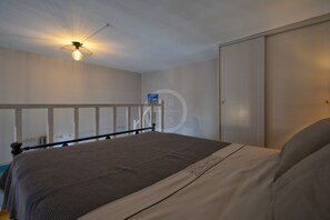 1 bedroom, iron/ironing board, free WiFi, bed sheets