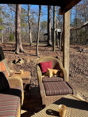 Property grounds - Red Door Cabin (Chatsworth)