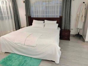 4 Schlafzimmer, WLAN, Bettwäsche