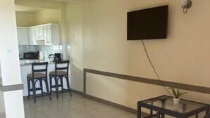 Studio Suite | Living area - Dove Cove Comfort Suites (St. John's)