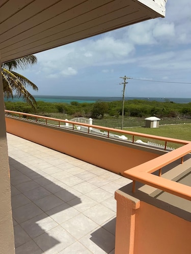 Dove Cove Comfort Suites