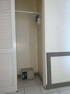 Studio Suite | 2 bedrooms, individually decorated, individually furnished, free WiFi