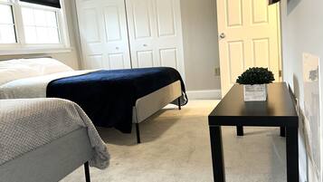 2 Schlafzimmer, BĂŒgeleisen/BĂŒgelbrett, kostenloses WLAN, BettwĂ€sche