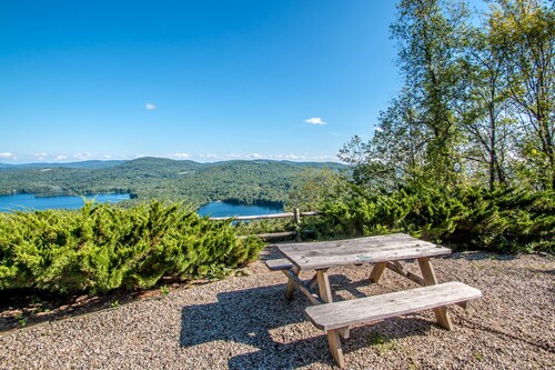 Mtn Top Home w/Views of Mt. Washington & Speakeasy