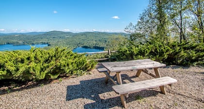 Mtn Top Home w/Views of Mt. Washington & Speakeasy