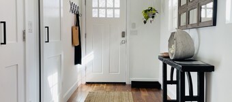 Downtown Los Olivos 3 Minute Walk to Wine Tasting Rooms! Fantastic Spacious Home