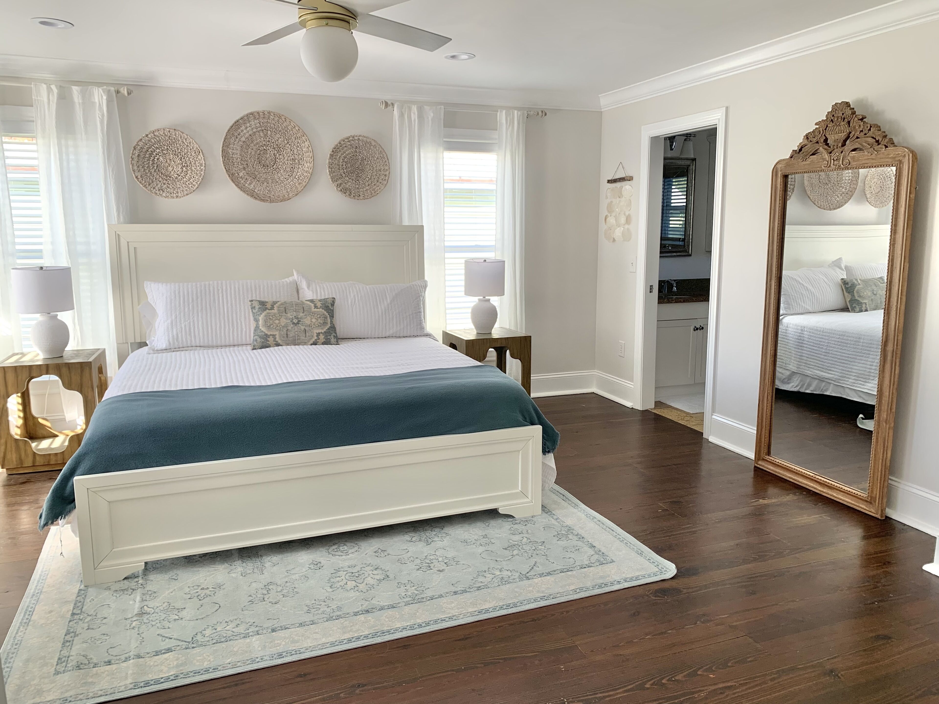 3 bedrooms, in-room safe, desk, iron/ironing board