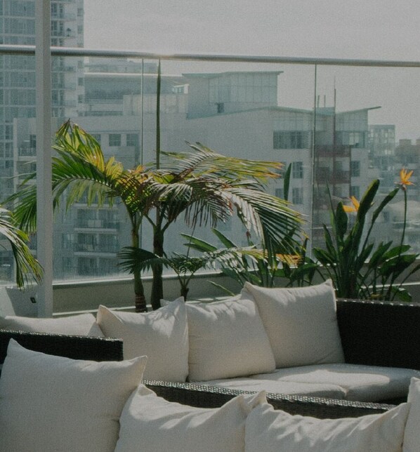 Property grounds - Tasteful Favoriten 1BR w/ Gym, Lounge & Elevator nr Metro, by Blueground (Vienna)