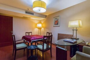 Ảnh chưa phân loại, 2 trong số 20 ảnh, nút