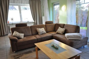 Fernseher, Stereoanlage