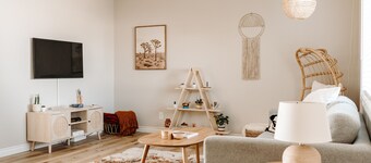 Sage Haven in the Hi-Desert, yoga deck, and 15 min from Joshua Tree