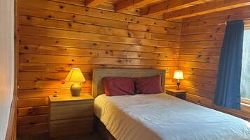 4 sovrum, skrivbord, strykjärn/strykbräda och wi-fi