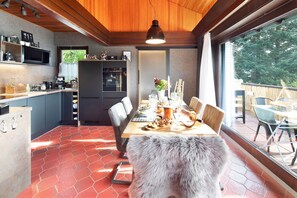 Dining - Holiday Home 'AusZeyt Edersee Für Zwei' with Private Terrace, Garden and Wi-Fi (Waldeck)