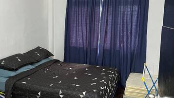 1 bedroom, iron/ironing board, bed sheets