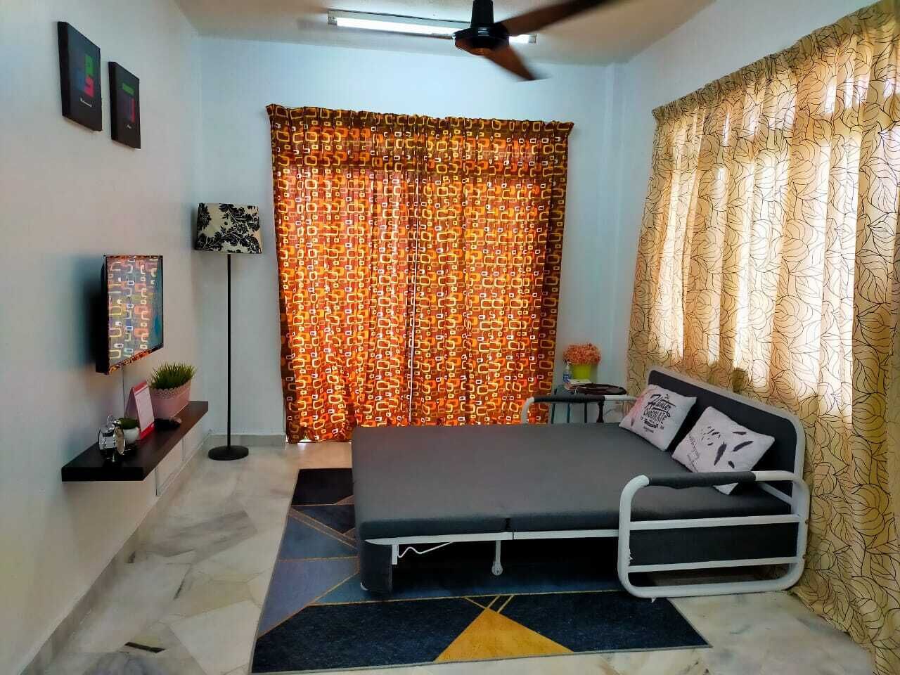 1 bedroom, iron/ironing board, bed sheets