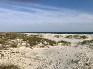Beach nearby, sun-loungers, beach towels