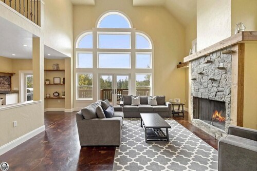 Mountain Retreat Near Dodge Ridge Skiing and Pinecrest Lake - Spectacular views