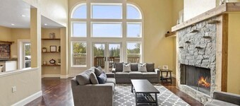 Mountain Retreat Near Dodge Ridge Skiing and Pinecrest Lake - Spectacular views