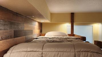 5 soveværelser, skrivebord, strygejern/strygebræt, weekendseng