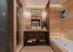 Kamar Double Deluks, hot tub | Seprai katun Mesir, seprai premium, selimut bulu angsa, dan busa memori