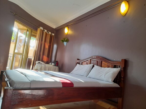 Deluxe Room | Langsir/tirai gelap terus, Wi-fi percuma, cadar katil