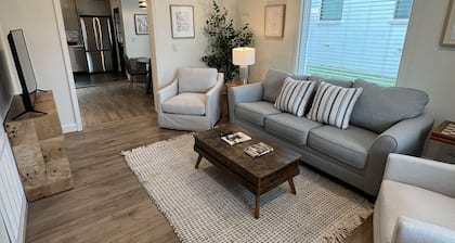 2 BR Townhome in downtown Homewood next to SOHO