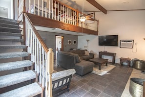 TV, fireplace