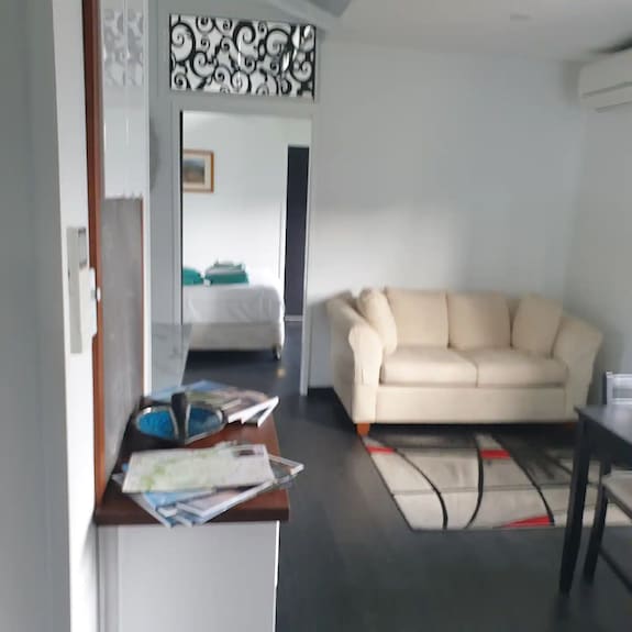 Modern 2 Bedroom Unit In The Beautiful Scenic Rim - Rathdowney