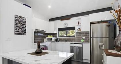Modern 2 bedroom Unit in the beautiful Scenic Rim
