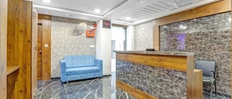 25-Zoll-LED-Fernseher mit Kabelempfang, Fernseher