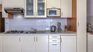 Unclassified image, 4 of 24, button - Apartment Nino by Interhome (Poreč)