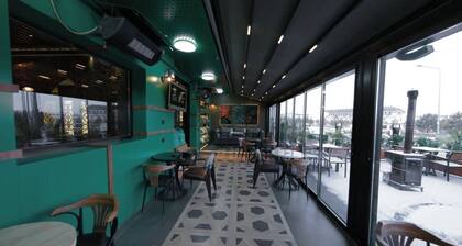Sapran Deluxe Hotel