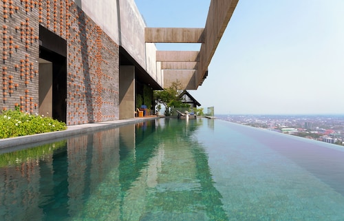 Ad Lib Hotel Khon Kaen