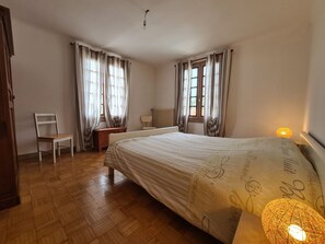 7 Schlafzimmer, kostenloses WLAN, Bettwäsche