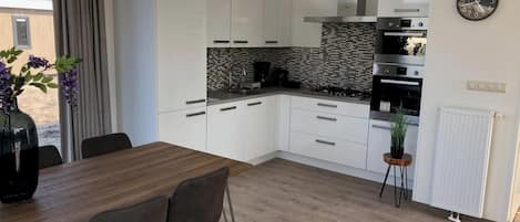 Fridge, microwave, dishwasher