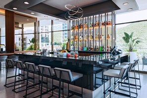 2 bars/lounges - AC Hotel by Marriott Monterrey Valle (San Pedro Garza García)