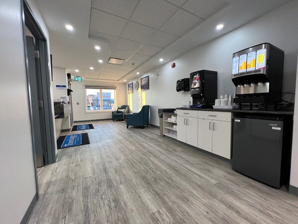 Coin salon dans le hall