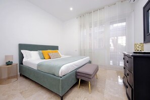 2 chambres, fer et planche à repasser, Wi-Fi, literie fournie