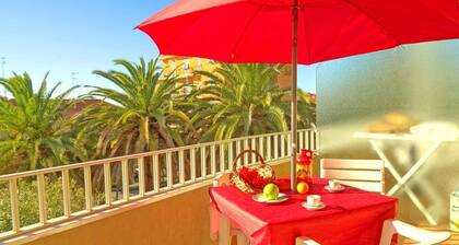 ONE-ROOM APARTMENT close to the SEA with panoramic BALCONY