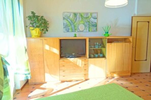 1 camera, ferro/asse da stiro, Wi-Fi gratuito, lenzuola