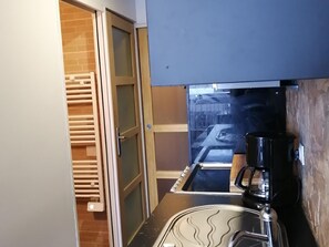 Kühlschrank, Herdplatte, Geschirrspüler