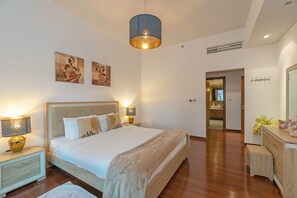 2 soverom, strykejern/-brett, wi-fi (inkludert) og sengetøy