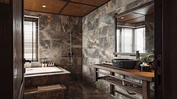 Shower, rainfall showerhead, free toiletries, hair dryer