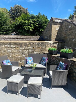 Terrace/patio - Fantastic cottage in the heart of Pateley Bridge (Pateley Bridge)