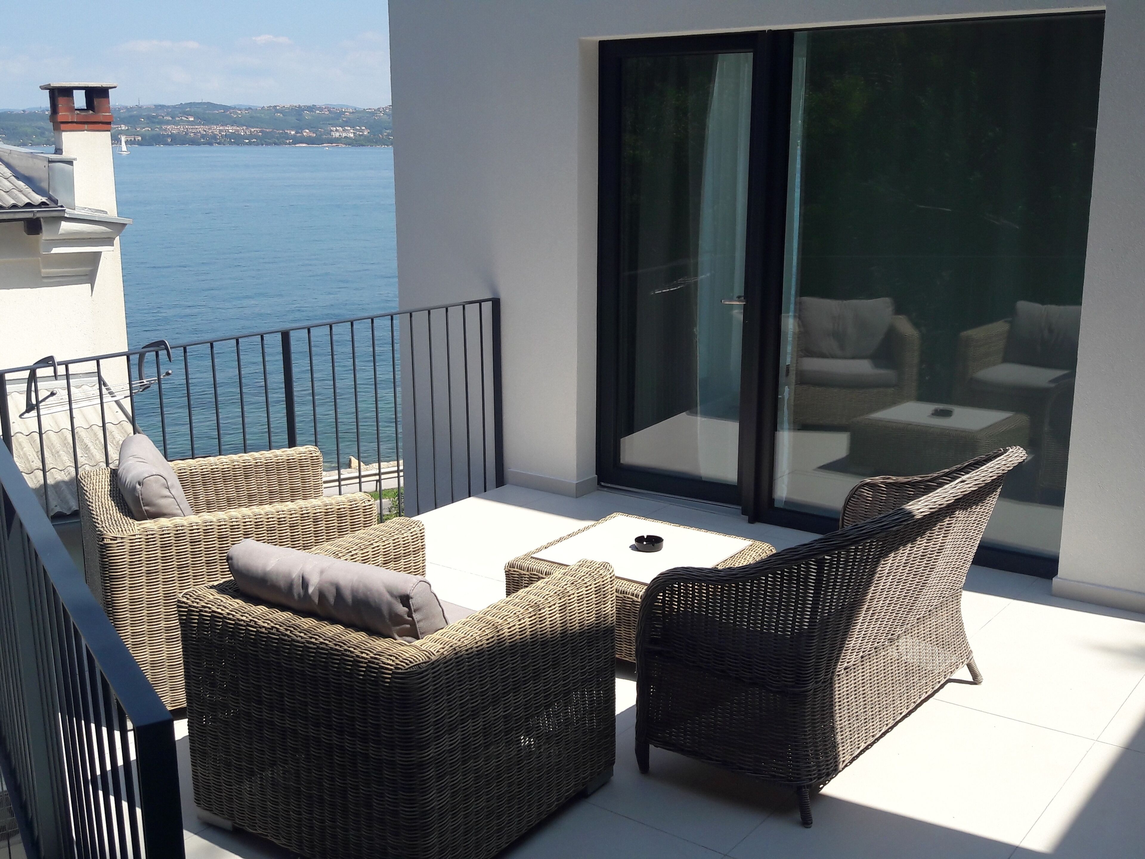 Departamento panorámico, vista al mar | Terraza o patio