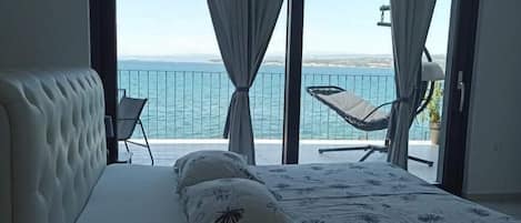 Panoramic Apartment, Sea View