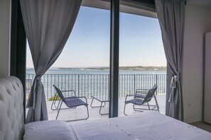 Panoramic Apartment, Sea View | 1 bedroom, free WiFi, bed sheets - Villa Molet (Koper)