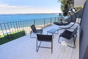 Panoramic-Apartment, Meerblick | Terrasse/Patio