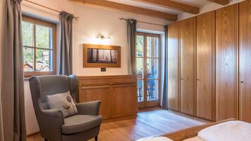 1 chambre, fer et planche Ă repasser, Wi-Fi gratuit, draps fournis