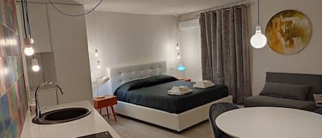 1 chambre, Wi-Fi gratuit, draps fournis